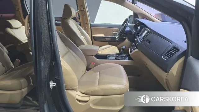 Kia All New Carnival id 3779333 из Кореи 20