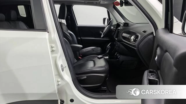 Jeep Renegade id 3966042 из Кореи 20