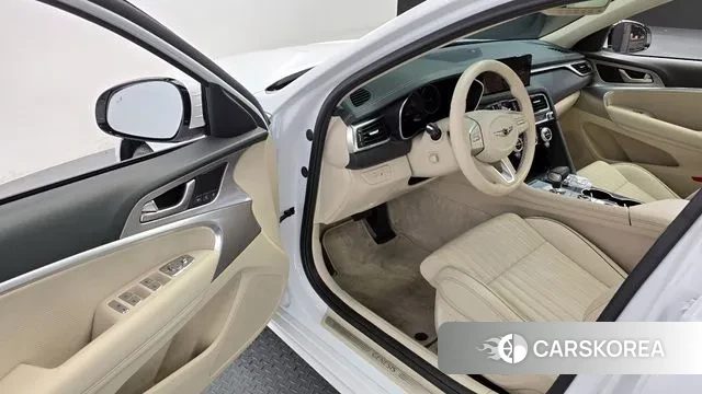 Genesis The New G70 id 3012018 из Кореи 20