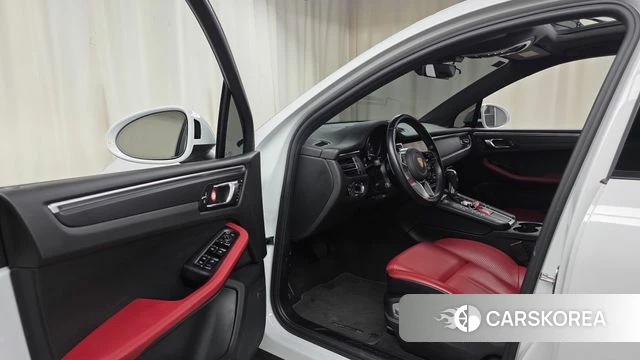 Porsche Macan id 4195776 из Кореи 31