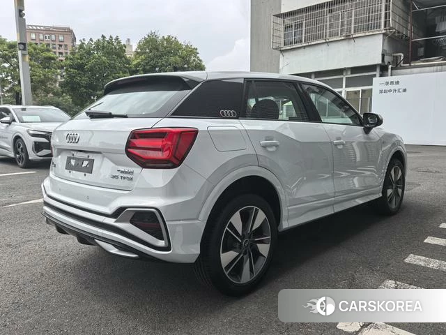 Audi Q2L id 4260150 из Китая 13