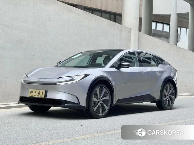 Toyota bZ5 id 3920611 из Китая 16