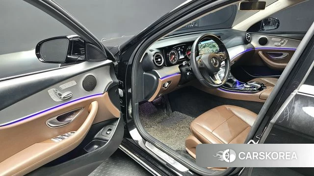 Mercedes-Benz E-Class W213 id 4180818 из Кореи 20