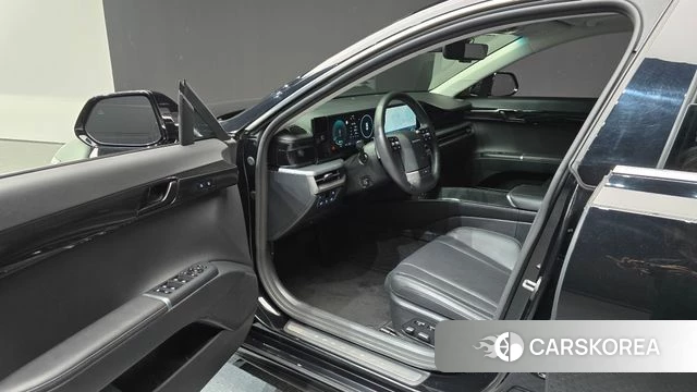 Hyundai Grandeur Hybrid (GN7) id 4349786 из Кореи 32