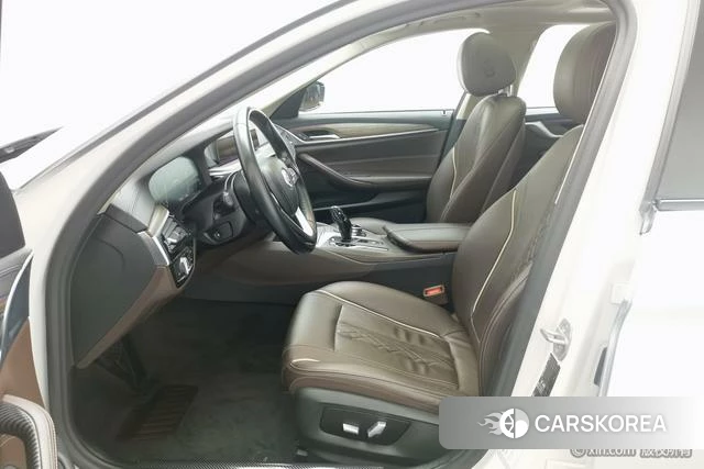 BMW 5 series PHEV id 4254215 из Китая 24
