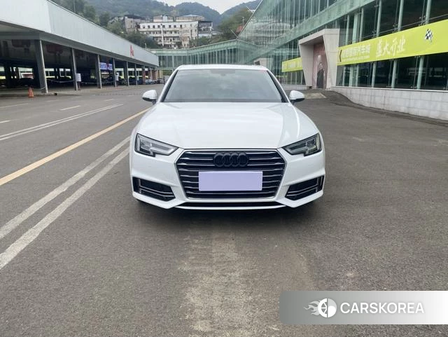 Audi A4L id 4234869 из Китая 16