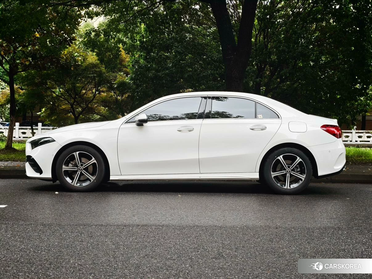 Mercedes-Benz A-Class id 4510346 из Китая 15