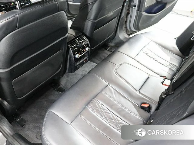 BMW 5 Series (G30) id 4748180 из Кореи 19