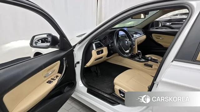 BMW 3 Series (F30) id 3357424 из Кореи 20