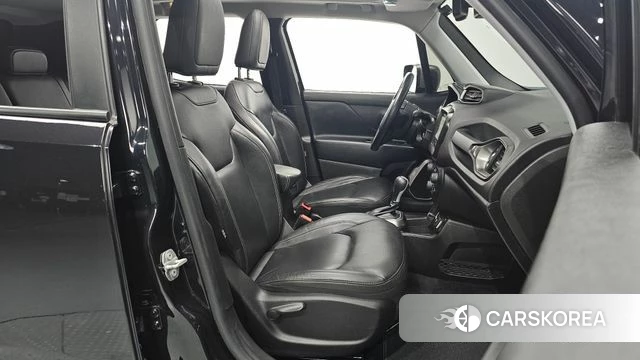 Jeep Renegade id 3827362 из Кореи 20