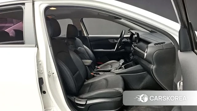 Kia Come New K3 id 3484033 из Кореи 20