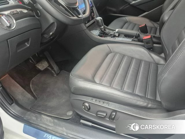 Volkswagen The New Passat id 4477440 из Кореи 18