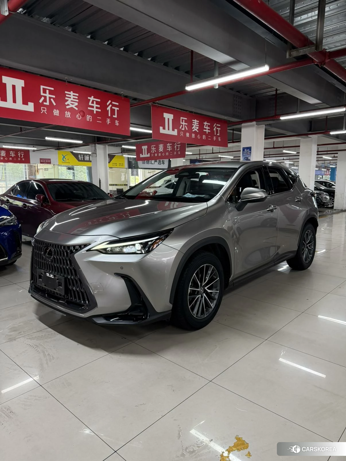 Lexus NX id 4413314 из Китая 17