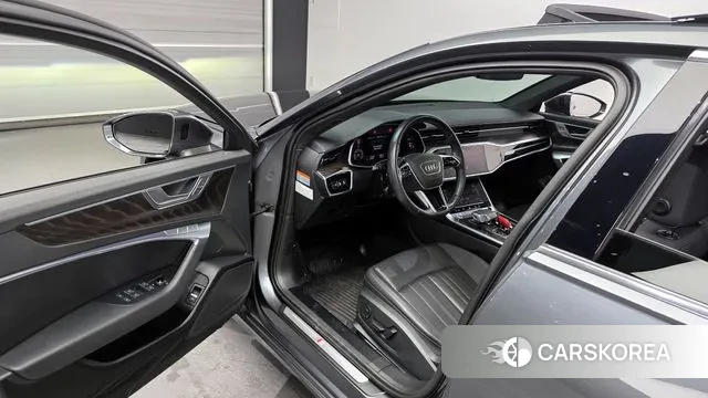 Audi A6 (C8) id 3611903 из Кореи 20