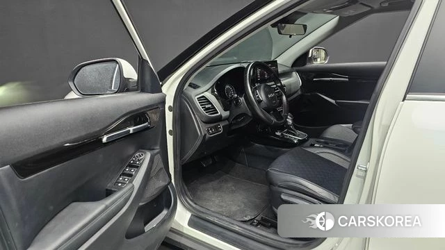 Kia Seltos id 4201955 из Кореи 30