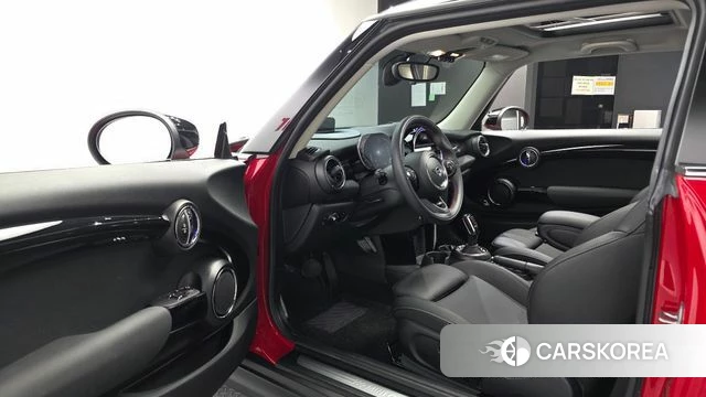 Mini Cooper S id 4754699 из Кореи 31