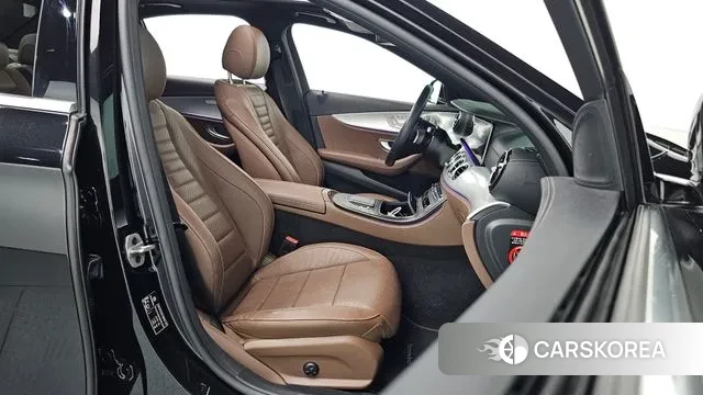 Mercedes-Benz E-Class W213 id 3059236 из Кореи 20