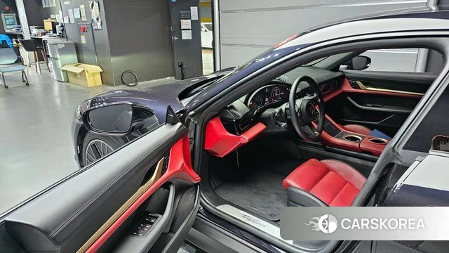 Porsche Taycan id 4308180 из Кореи 30