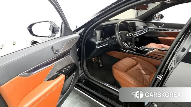 BMW 7 Series (G70) id 3684476 из Кореи 20