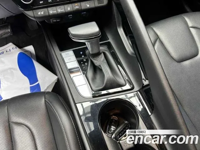 Hyundai Avante Hybrid (CN7) id 2710100 из Кореи 17