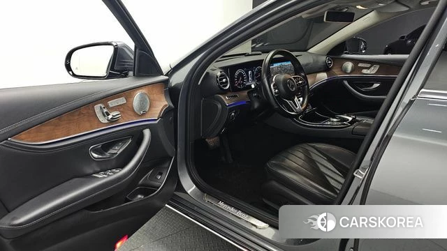 Mercedes-Benz E-Class W213 id 4647697 из Кореи 20