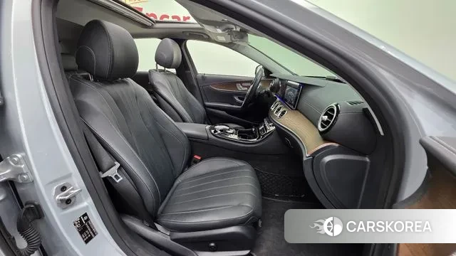 Mercedes-Benz E-Class W213 id 3736424 из Кореи 20