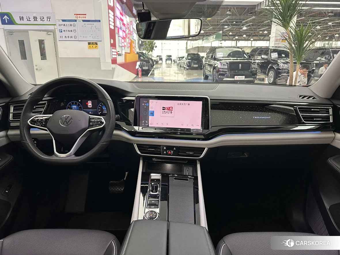 Volkswagen Tourang id 4479836 из Китая 37