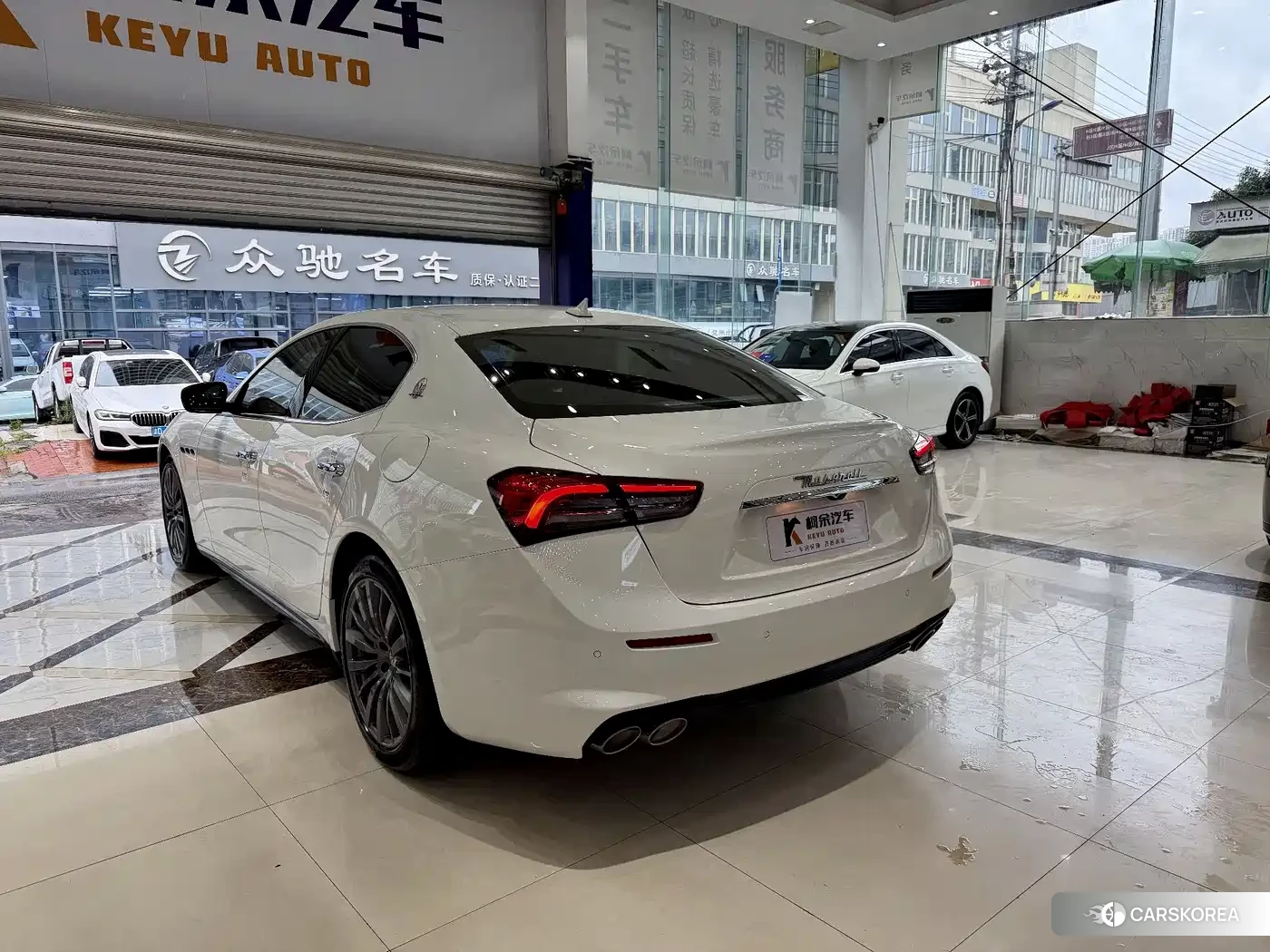 Maserati Ghibli id 4539454 из Китая 19