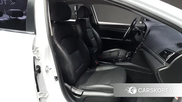 Hyundai Avante AD id 3455299 из Кореи 20