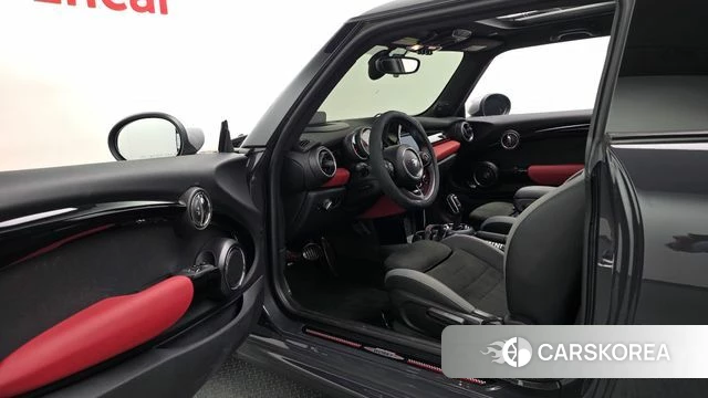 Mini Cooper S id 4754805 из Кореи 32