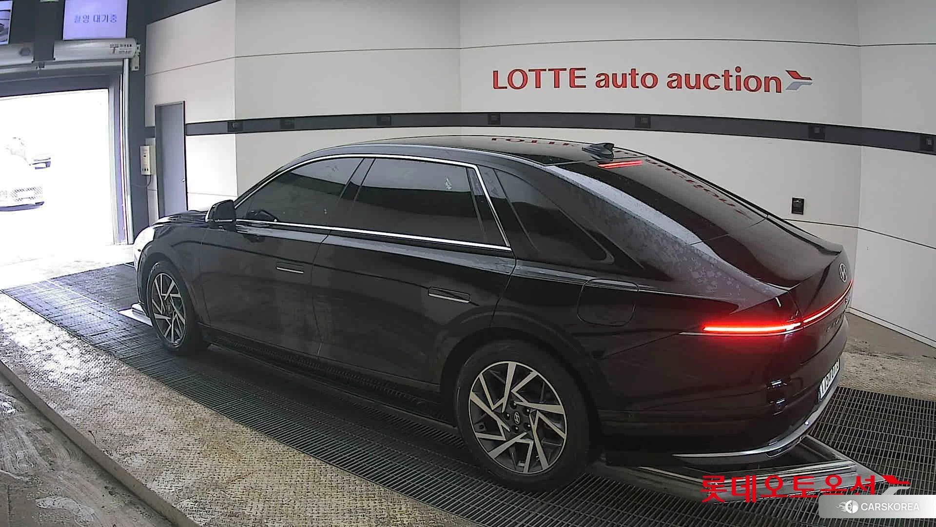 Hyundai Grandeur Hybrid id 3888320 из Кореи 37