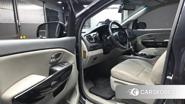Kia The New Carnival id 4610377 из Кореи 31