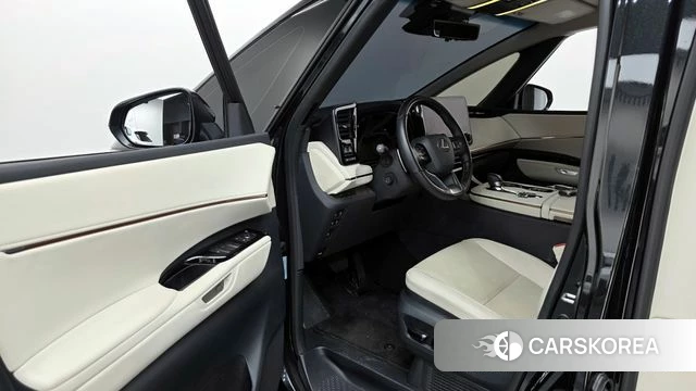 Lexus LM Second Generation id 4177555 из Кореи 20