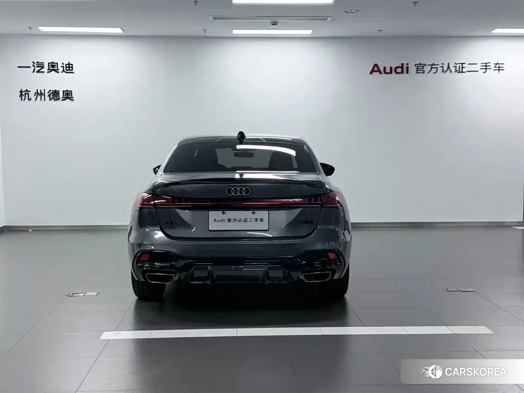 Audi A5L id 4654969 из Китая 10