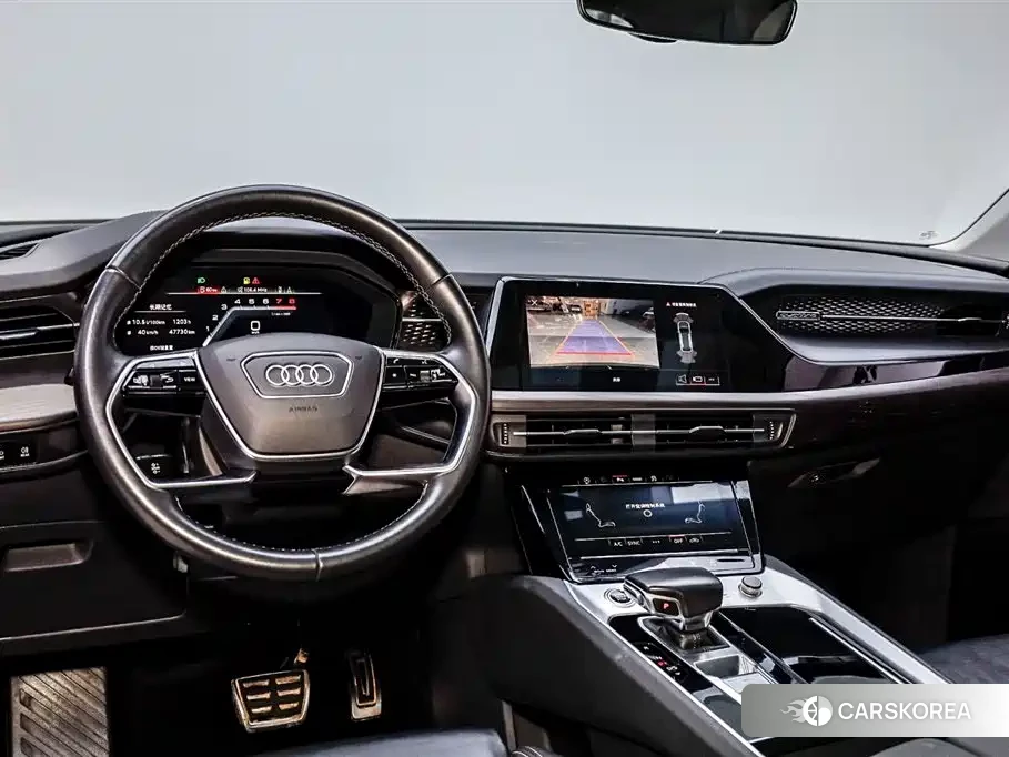 Audi Q6 id 4627986 из Китая 35