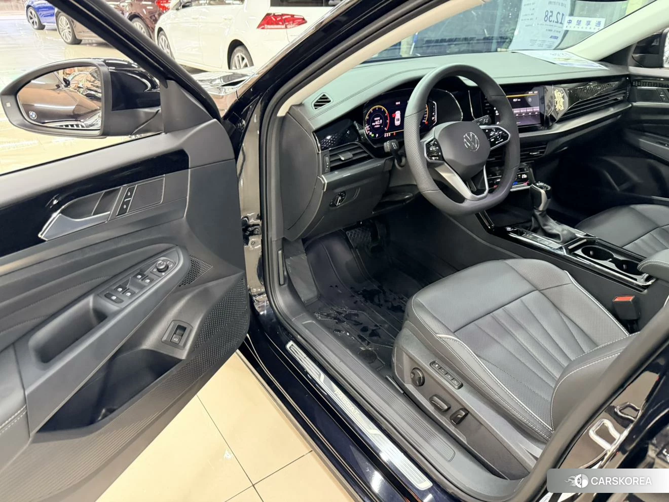 Volkswagen Passat id 4455553 из Китая 17