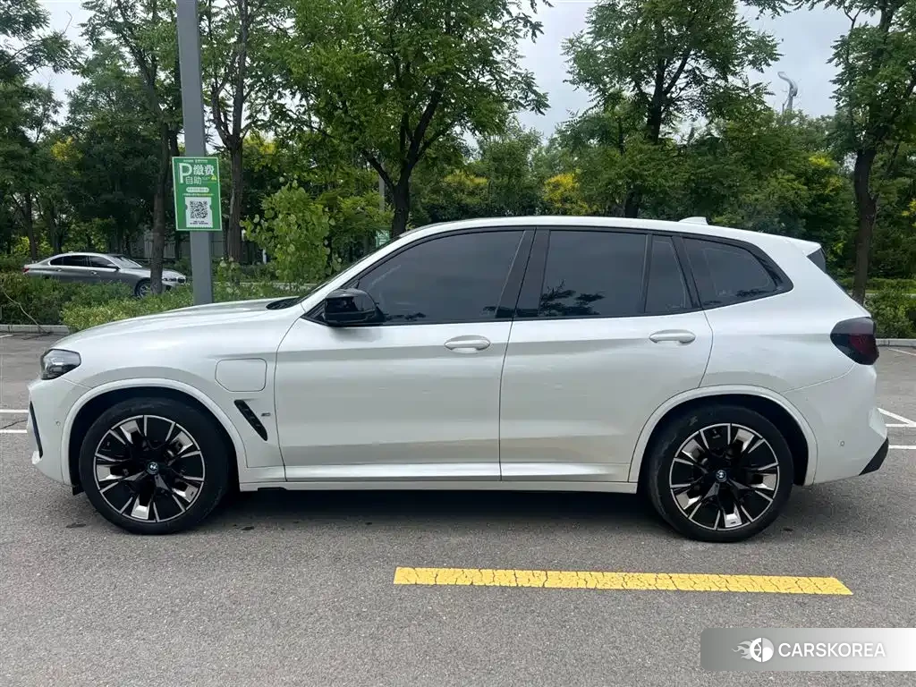 BMW iX3 id 4553785 из Китая 14