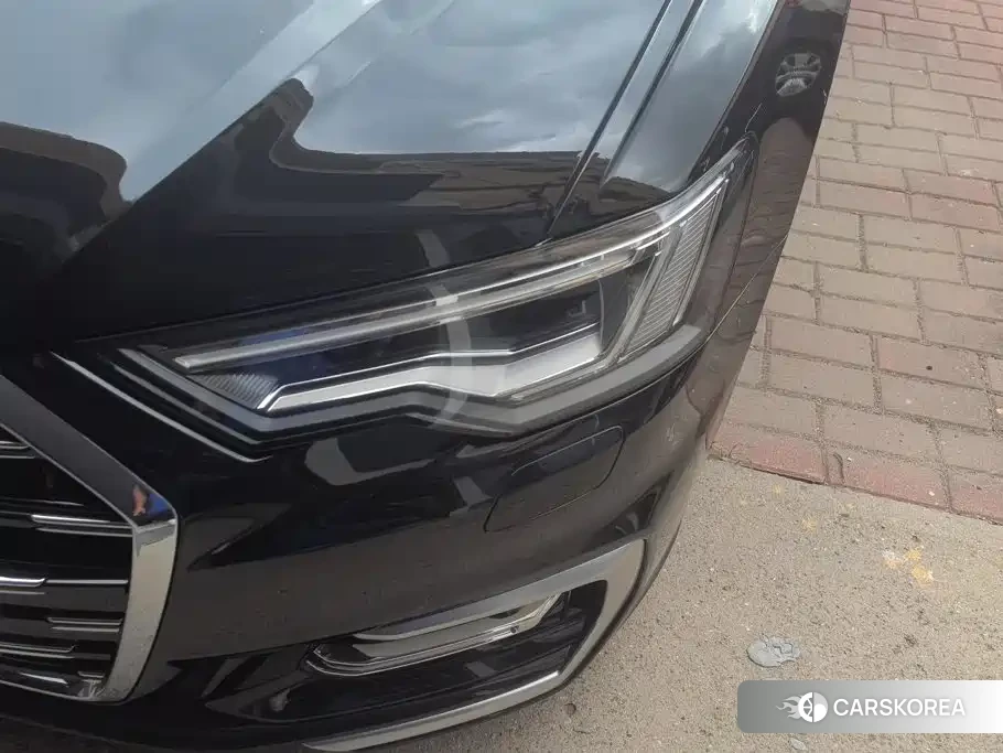 Audi A6L id 4553714 из Китая 16