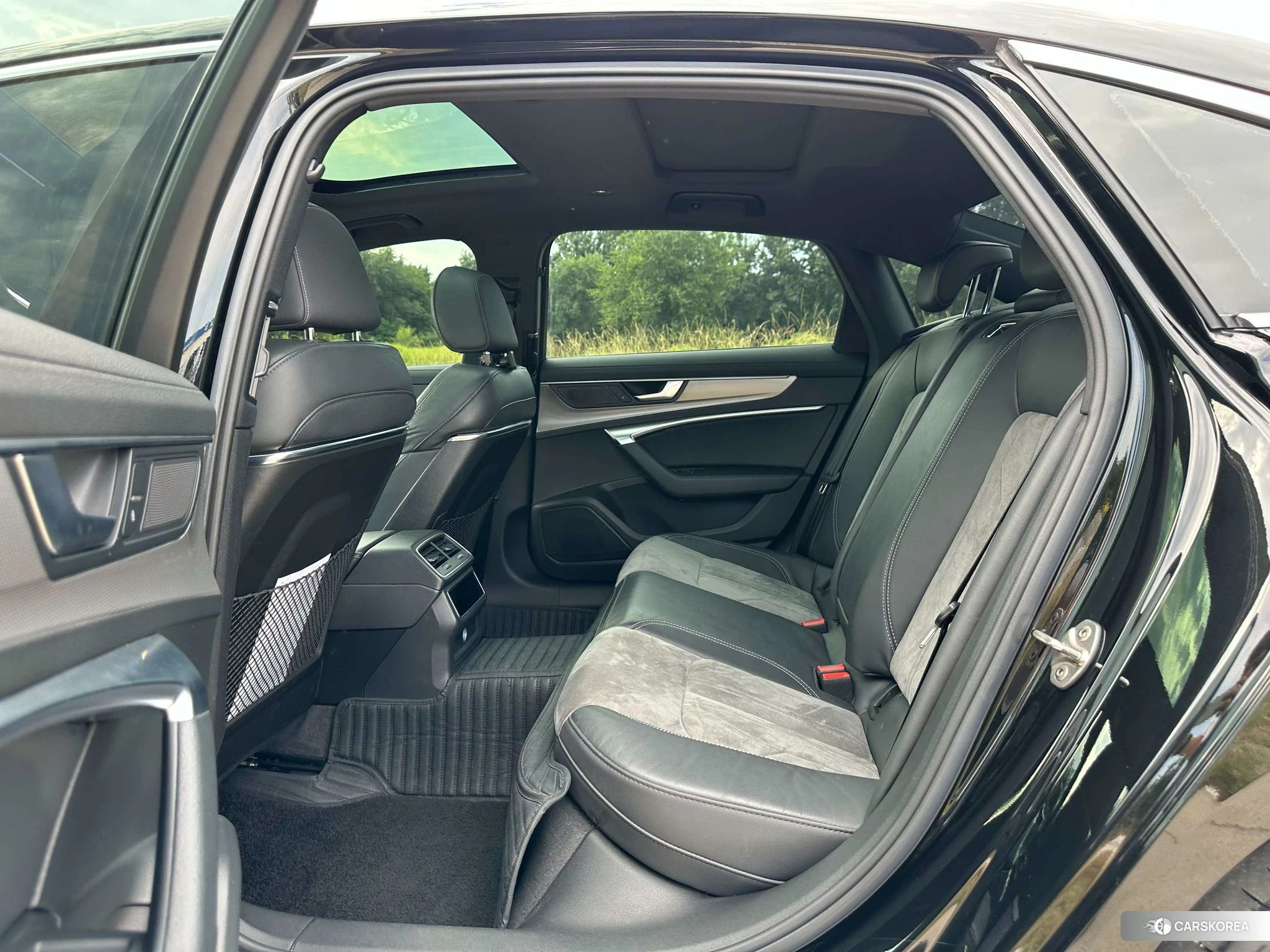 Audi A6L id 4513676 из Китая 28