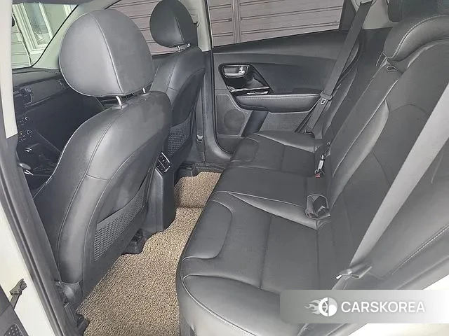 Kia Niro id 3220858 из Кореи 19