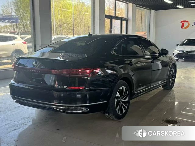 Volkswagen Passat id 4256293 из Китая 11