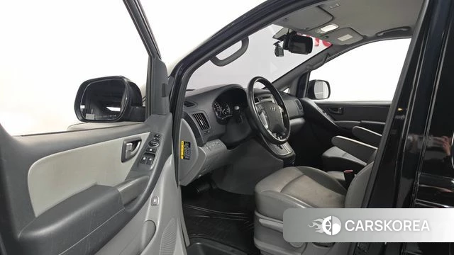 Hyundai The New Grand Starex id 4206655 из Кореи 30