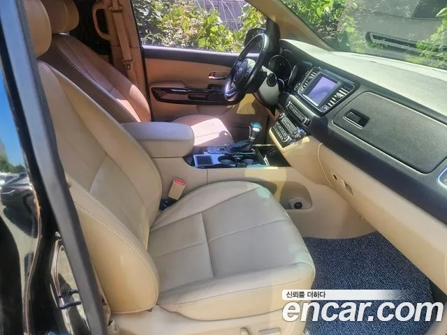 Kia The New Carnival id 2850461 из Кореи 20