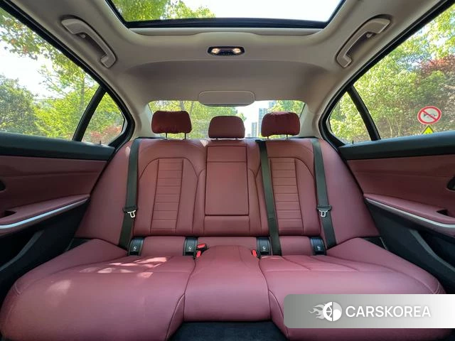 BMW 3 series id 4272952 из Китая 21
