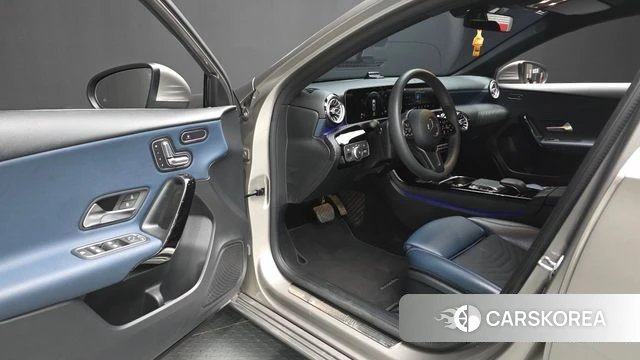 Mercedes-Benz A-Class W177 id 4722287 из Кореи 31