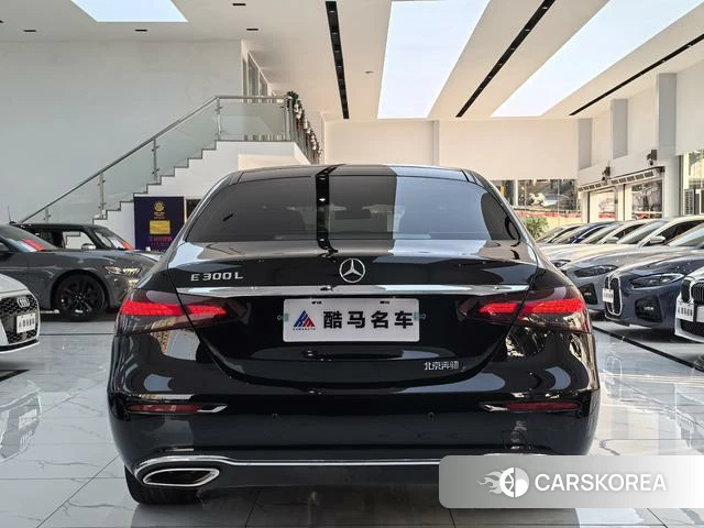 Mercedes-Benz E-class id 3944922 из Китая 15