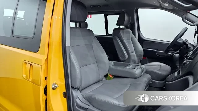 Hyundai The New Grand Starex id 3748028 из Кореи 20