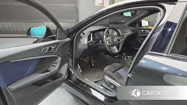 BMW 1 Series (F40) id 3302226 из Кореи 20