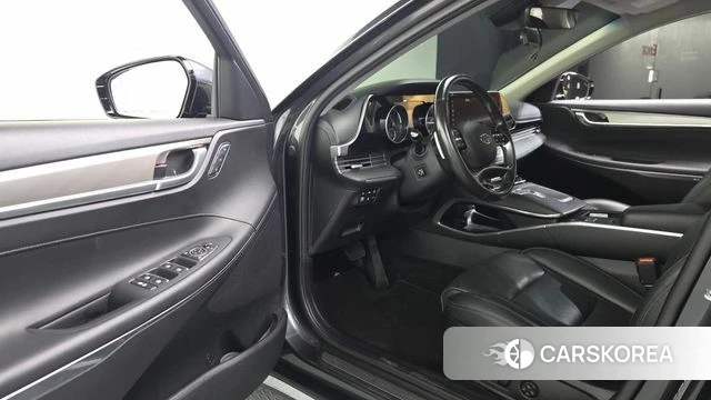 Hyundai The New Grandeur IG Hybrid id 4849237 из Кореи 32