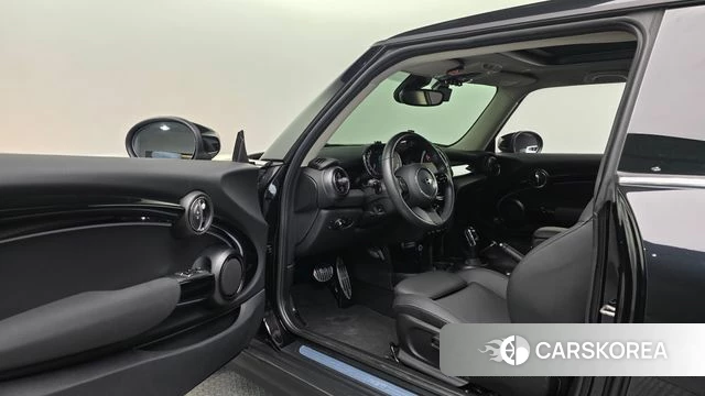Mini Cooper id 4834736 из Кореи 31